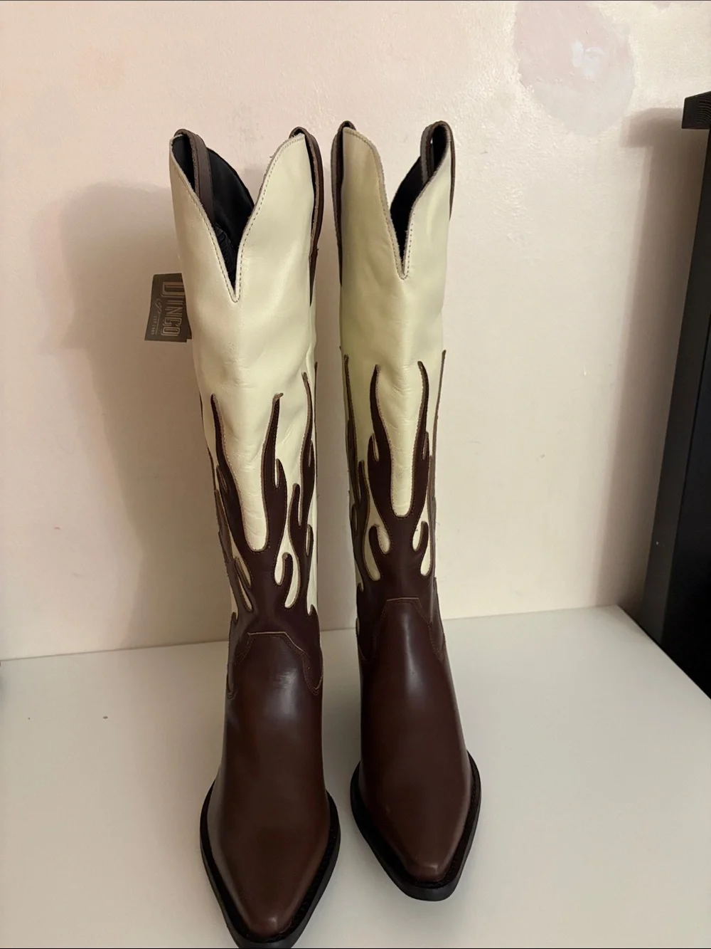 New Dingo Brown and Cream Western Knee-High Cowboy Boots 6 M